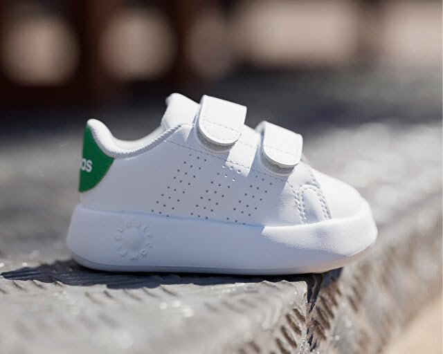 adidas Unisex Baby Advantage Shoes Kids, Cloud White/Cloud White/Green, 5.5 UK Child