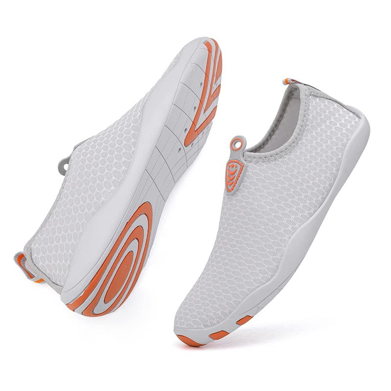 Vsufim Quick-Dry Water Sports Barefoot Shoes Aqua Socks for Swim Beach Pool Surf Yoga for Women Men (7.5 Women/6.5 Men)