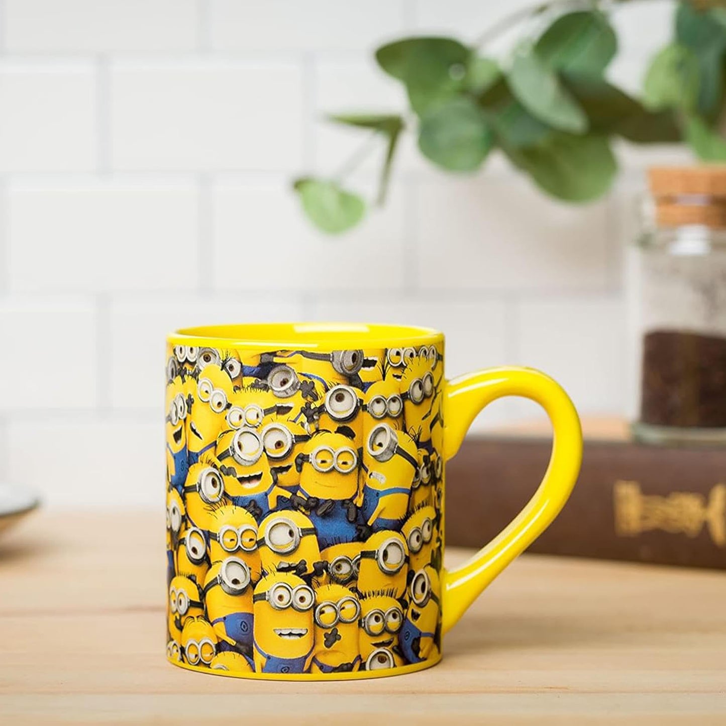 Silver Buffalo Universal's Despicable Me Cluttered Minions Ceramic Coffee Mug, 14 Ounces