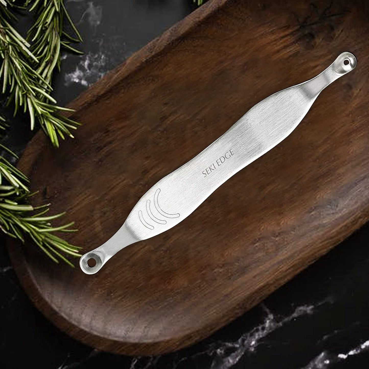 Seki Edge Blackhead Remover (SS-801) - Comedone Extractor for Blackheads - Professional Pimple Popper Tool with 2 Hole Sizes - Preventive Acne Tool & Pore Extractor