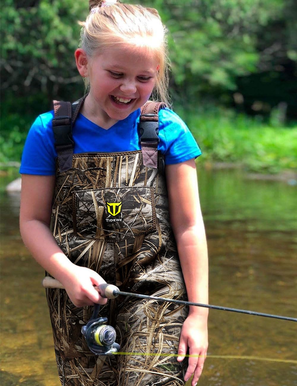 TIDEWE Chest Waders for Toddler & Children, Neoprene Waterproof Insulated Hunting & Fishing Youth Waders for Boy and Girl, Cleated Bootfoot Kids Wader, Next Camo Evos (Size 2T)