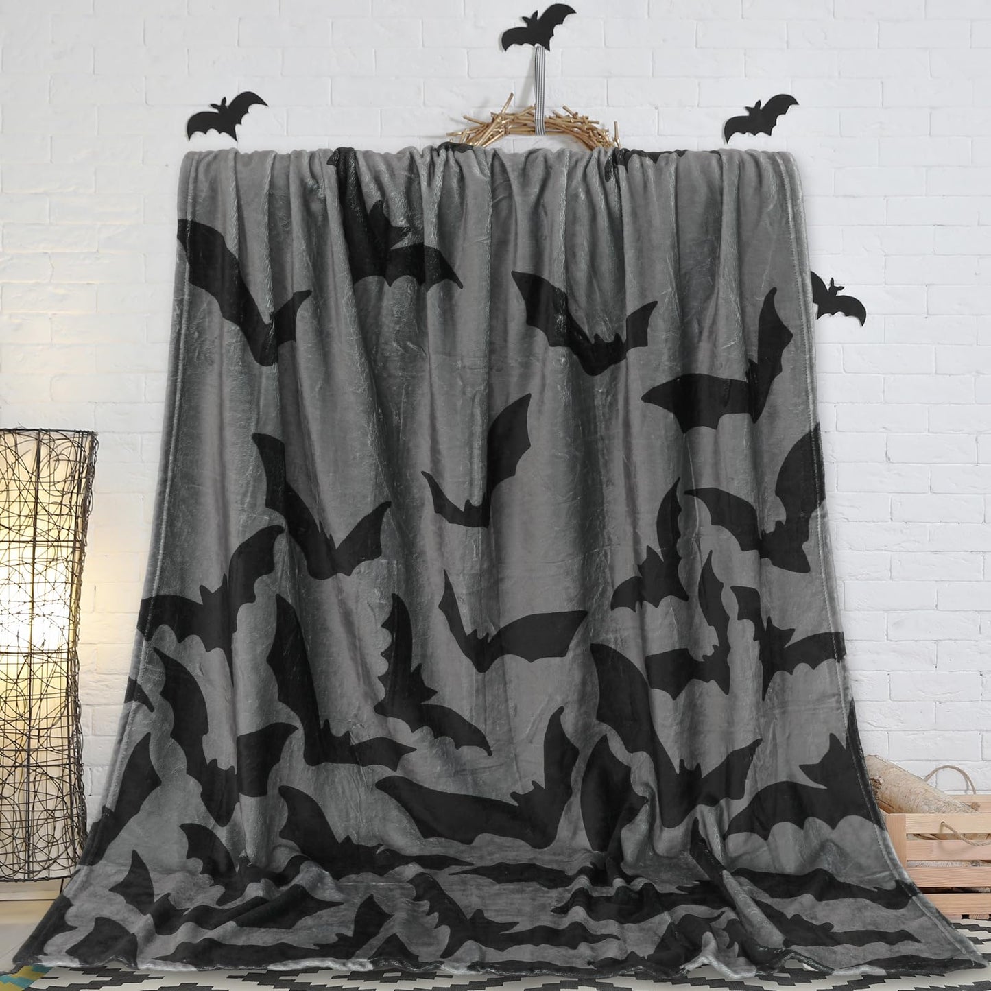 JarThenaAMCS Halloween Fuzzy Blanket Bat Throw Blanket Gray Black Soft Cozy Flannel Blanket for Home Bed Sofa Couch Chair, 50 x 60 Inch
