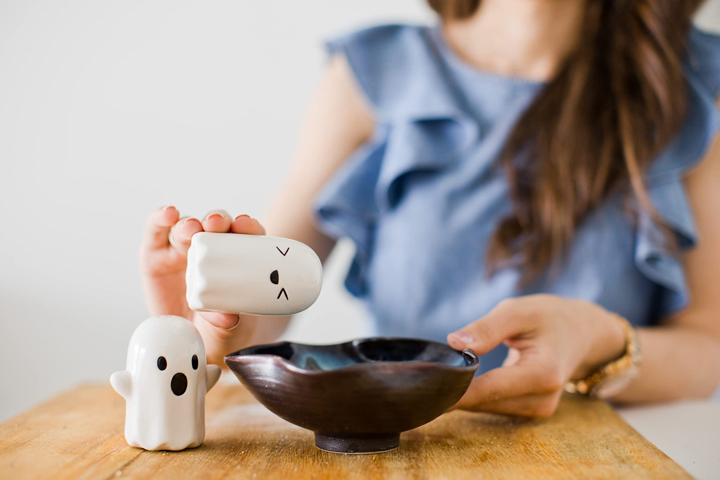 Pearhead Ceramic Ghosts Salt & Pepper Shakers, Halloween Accessory For The Home and Kitchen, Must Have Fall Décor, Set of 2