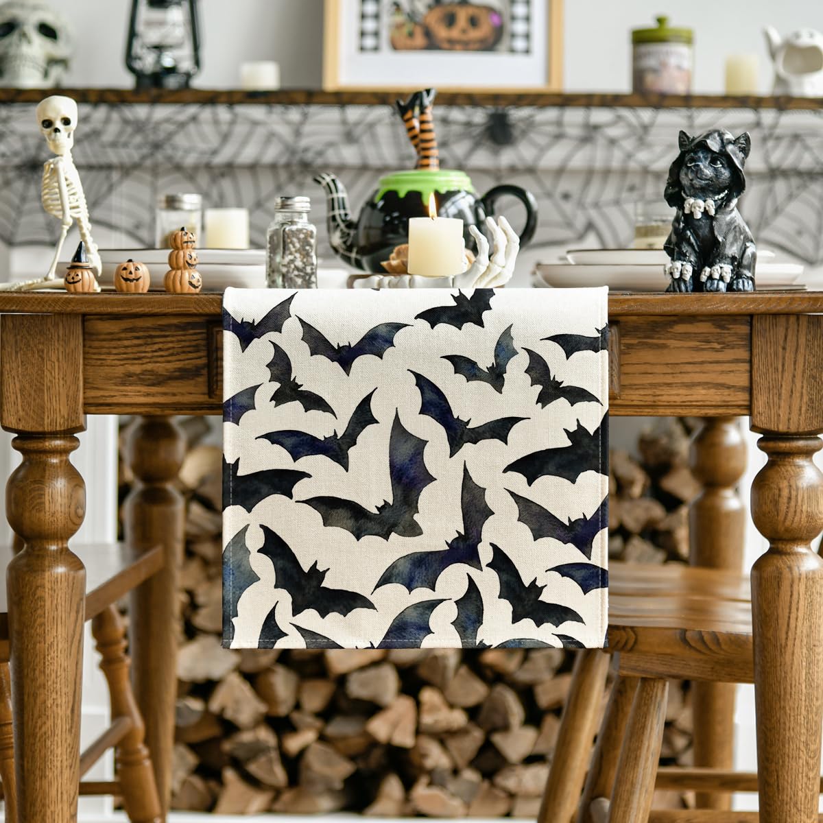 Artoid Mode Silhouette Black Bats Halloween Table Runner, Fall Kitchen Dining Table Decoration for Home Party Decor 13x72 Inch
