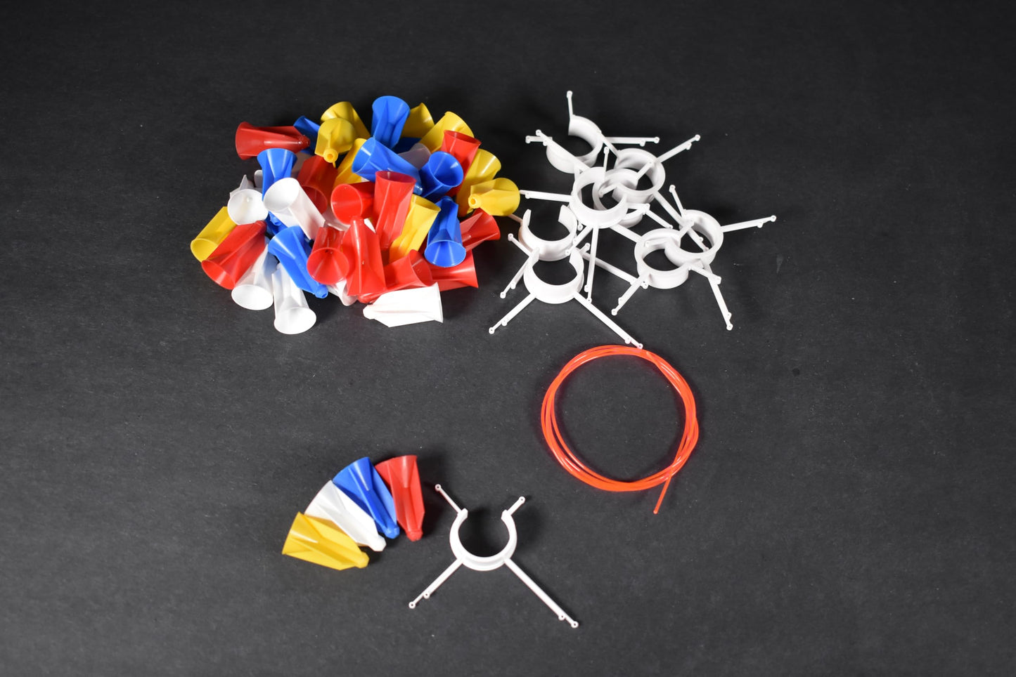 FSFF .625 Blowgun Long Range Sight and Replacement Cone Kit for Darts, Big 70 Pack, fletched fit All Steel 2 and 2.5mm Dart Shaft, snap Sight on Blowgun Tubes Accuracy and Distance Bright 625 Cones