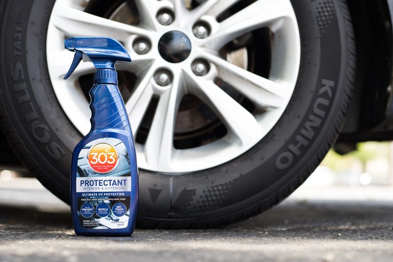 303 Products Automotive Protectant Spray, UV Protection for Car Interior & Exterior – Protects Vinyl, Plastic & Rubber, Repels Dust & Dirt, Matte Finish, 16 oz