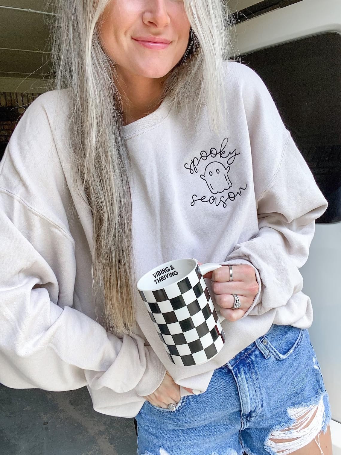 LOTUCY Halloween Sweatshirt Women Cute Spooky Season Sweatshirts Ghost Fall Embroidered Sweater Pullover Top White