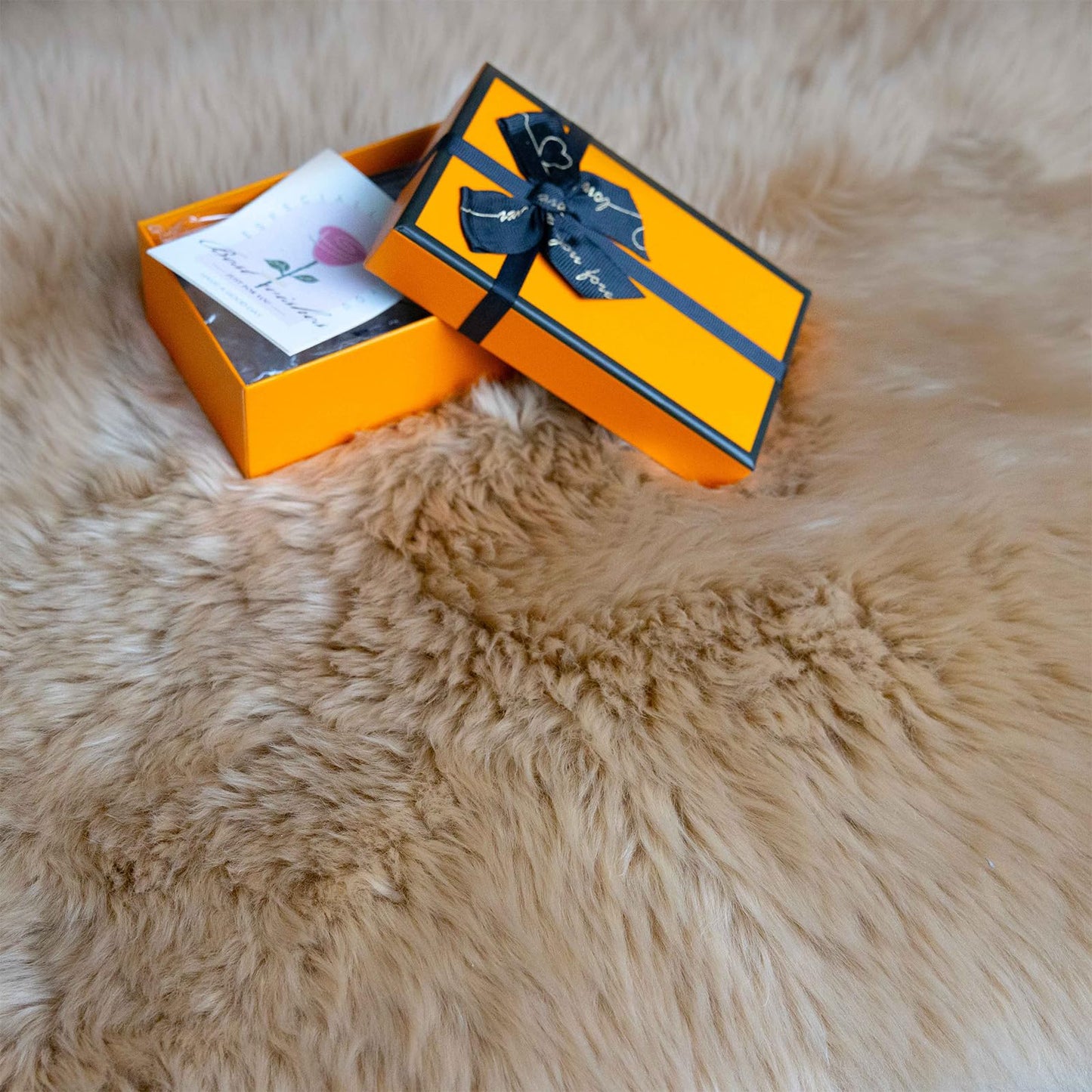 RZLWOOL Genuine Sheepskin Rug New Zealand Fluffy Lambskin Rug, Natural Luxury Sheepskin Throw for Bedroom Living Room Children's Room - Premium Area Rug Chair Cover (2×6 Feet, Worm Brown)