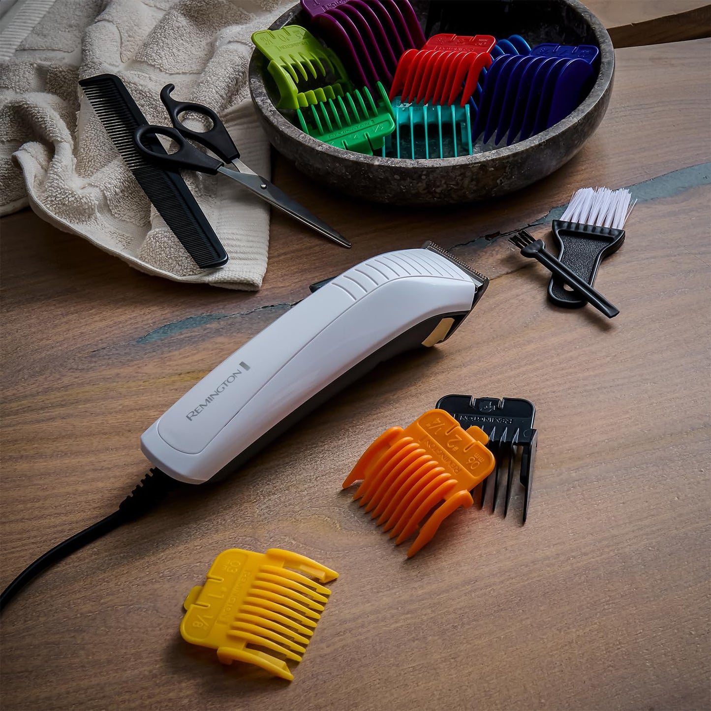 Remington Colour Cut Hair Clippers Kit (Corded, Stainless Steel Self-Sharpening Blades, Comfort Tip Blades, Taper Lever (0.5-2mm), 9 Colour Coded Combs (1.5-25mm), Scissors & Comb) HC5035