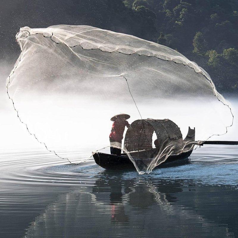 Lawaia Cast Net with Lead Sinkers Fishing Throw Nets Hand Castnet Shrimp Bait Traps 1/2 inch Mesh for Freshwater Saltwater with 4ft Radius