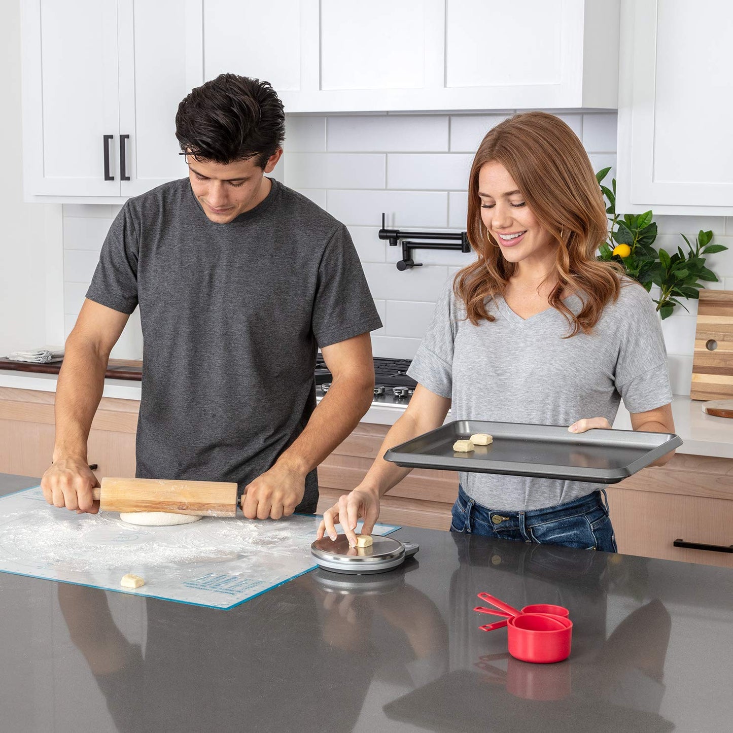 XXL Silicone Pastry Mat β Non-Slip, Easy-Clean Rolling Mat for Dough, Cookies, Pie, Bread, Pizza & Fondant β Extra Large 23.5β x 31.5β Baking Mats Board with Printed Measurements & Conversion Chart