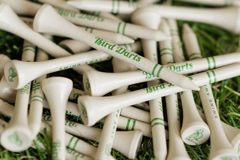 Bird Darts Premium Bamboo Wood Golf Tees, 18/72/180 Units (Packs of 18), 2 ¾ Golf Tees in Cigarette-Style Packaging, Durable, Biodegradable, Golf Tees Wood for Stylish Golfers (180 Units (Pack of 10))