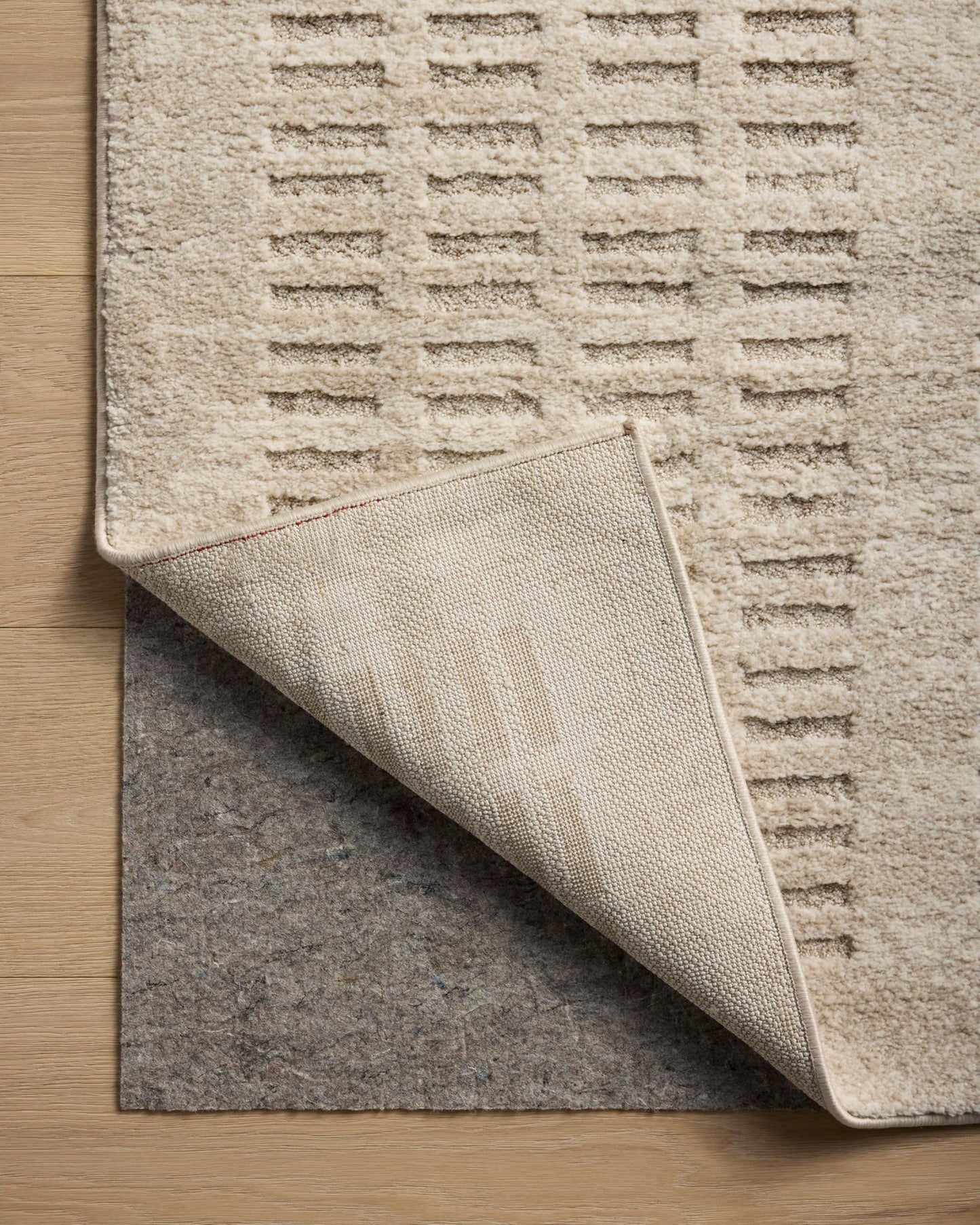 Loloi Amber Lewis Monty Collection MOT-03 Ivory/Beige 5'-3" x 7'-6", .50" Pile Height, Accent Rug