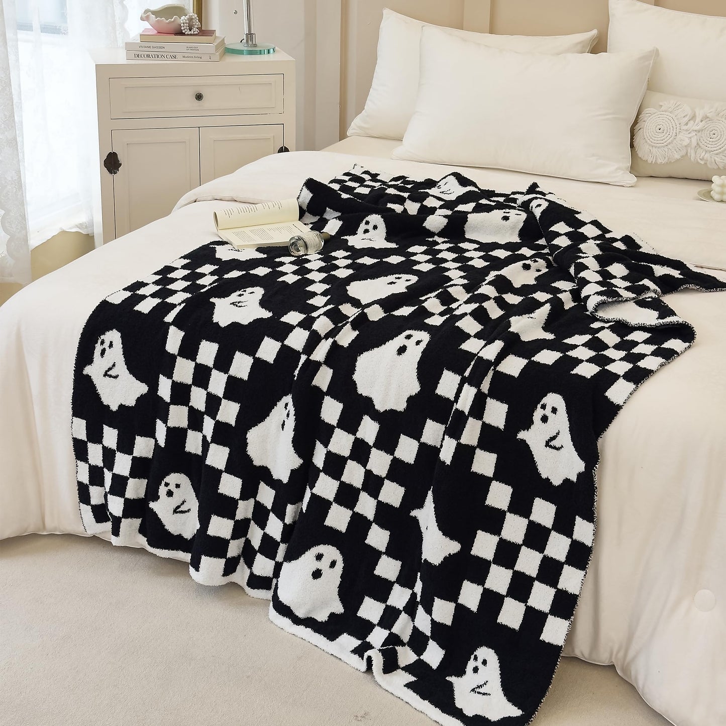Ultra Soft Cozy Checkered Ghost Halloween Knitted Throw Blanket Fluffy Microfiber Checkerboard Bed Blanket Lightweight Both Sides Throw Blanket for Couch Sofa Bed 50"X60"Black¡