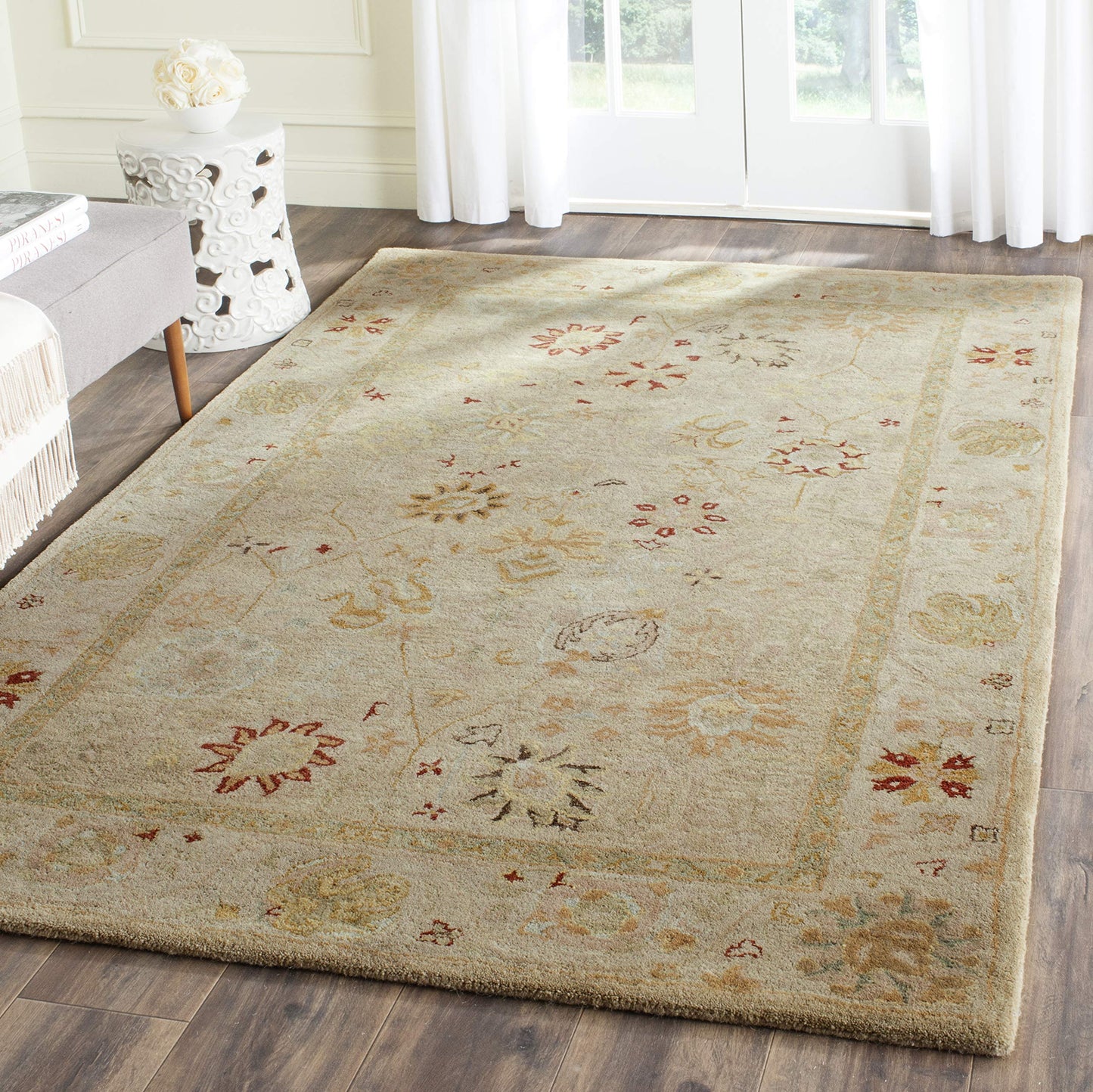 SAFAVIEH Antiquity Collection Area Rug - 7'6" x 9'6", Taupe & Beige, Handmade Traditional Oriental Wool, Ideal for High Traffic Areas in Living Room, Bedroom (AT859B)