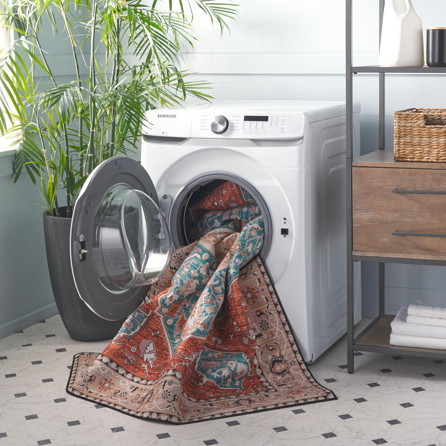 SAFAVIEH Washable Rug Tucson Collection - 4' x 6', Red & Beige, Slip Resistant & Easy to Clean, Ideal for Foyer, Kitchen, Nursery, Office, Bedroom (TSN107Q)