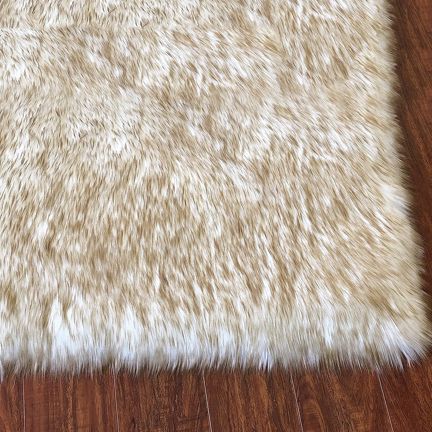 LAMBZY Sheepskin Style Square Rug, Ultra Soft, White/Brown Tips, 2'6"x6’