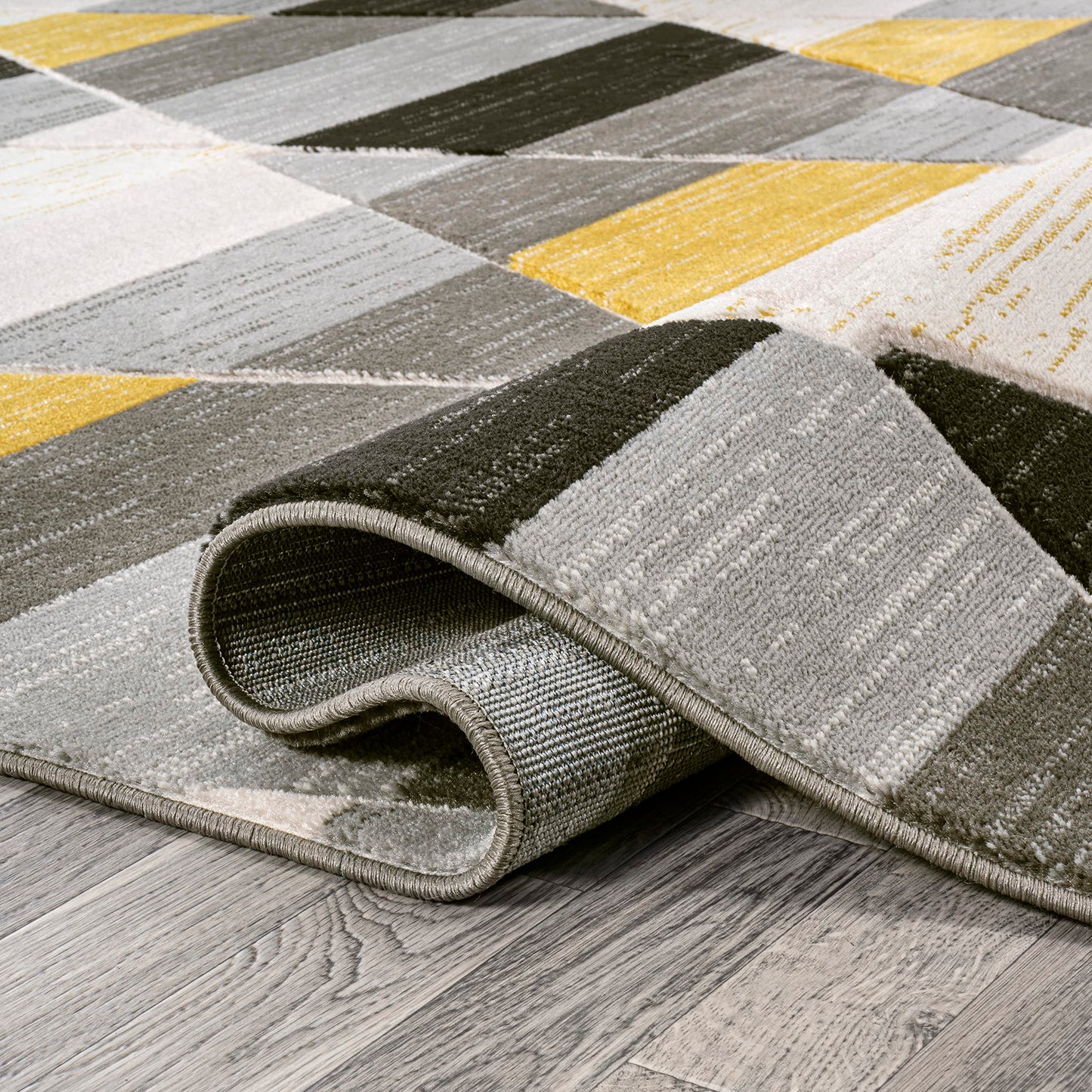 JONATHAN Y Retro Diamonds Yellow/Gray/Cream Indoor Area Rug 4X6 ft, Kehoe Geometric for Living Room, Bedroom, Kitchen, Office, Easy-Cleaning, High Traffic, Pet-Friendly, Non-Shedding UNQ101A-4