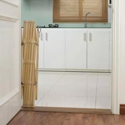 Bettacare Expandable Pet Barrier, 60cm - 108cm, Natural, Wood, Retractable Dog Safety Gate, Barrier for Puppy and Dog