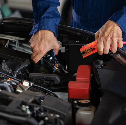 Energizer Jumper Cables for Car Battery, Heavy Duty Automotive Booster Cables for Jump Starting Dead or Weak Batteries with Carrying Bag Included (16-Feet (4-Gauge)