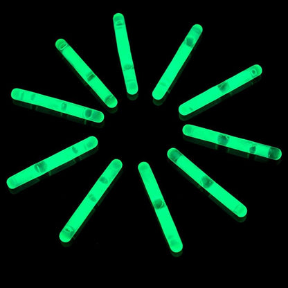 Fun Central 50 Pack - 1.5 Inch Mini Glow Sticks - Green Light-Up Party Favors for Festivals, Camping, and Nighttime Events