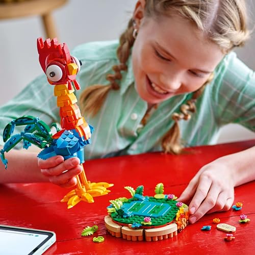 LEGO | Disney Moana 2 Heihei Building Toy - Play and Display Animal Figure with a Rotating Head, Posable Wings & Tail Feathers plus a Stand - Birthday Gift for 9+ Year Old Girls - 43272