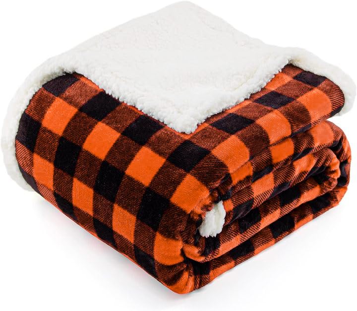 BEAUTEX Halloween Blanket, Sherpa Plaid Throw Blankets Fuzzy Fluffy Cozy Soft Throws, Fleece Flannel Plush Microfiber Blanket Halloween Fall Decor for Couch Bed Sofa(50" X 60", Orange)
