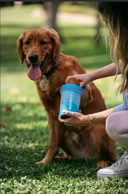 Dexas MudBuster Portable Dog Paw Cleaner, Medium, Blue