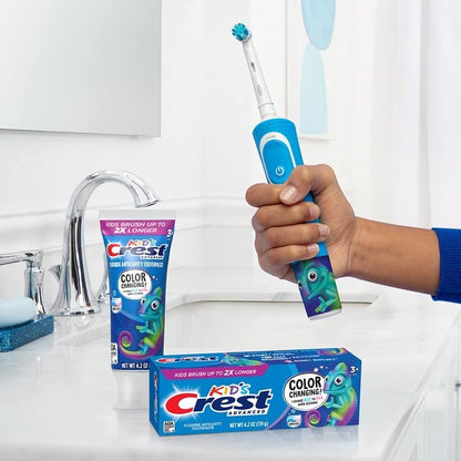 Oral-B Kids Electric Toothbrush with Sensitive Brush Head and Timer, for Kids 3+ (Product Design May Vary)