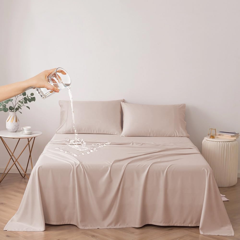DUJUIKE Waterproof Bed Sheet Cover,Pet Hair Resistant Bed Sheet Cover for Dog and Cats, Mattress Protector for Children, Bed Liner Cover with Waterproof Breathable Fabric (Camel, Twin 160 x 230 cm)