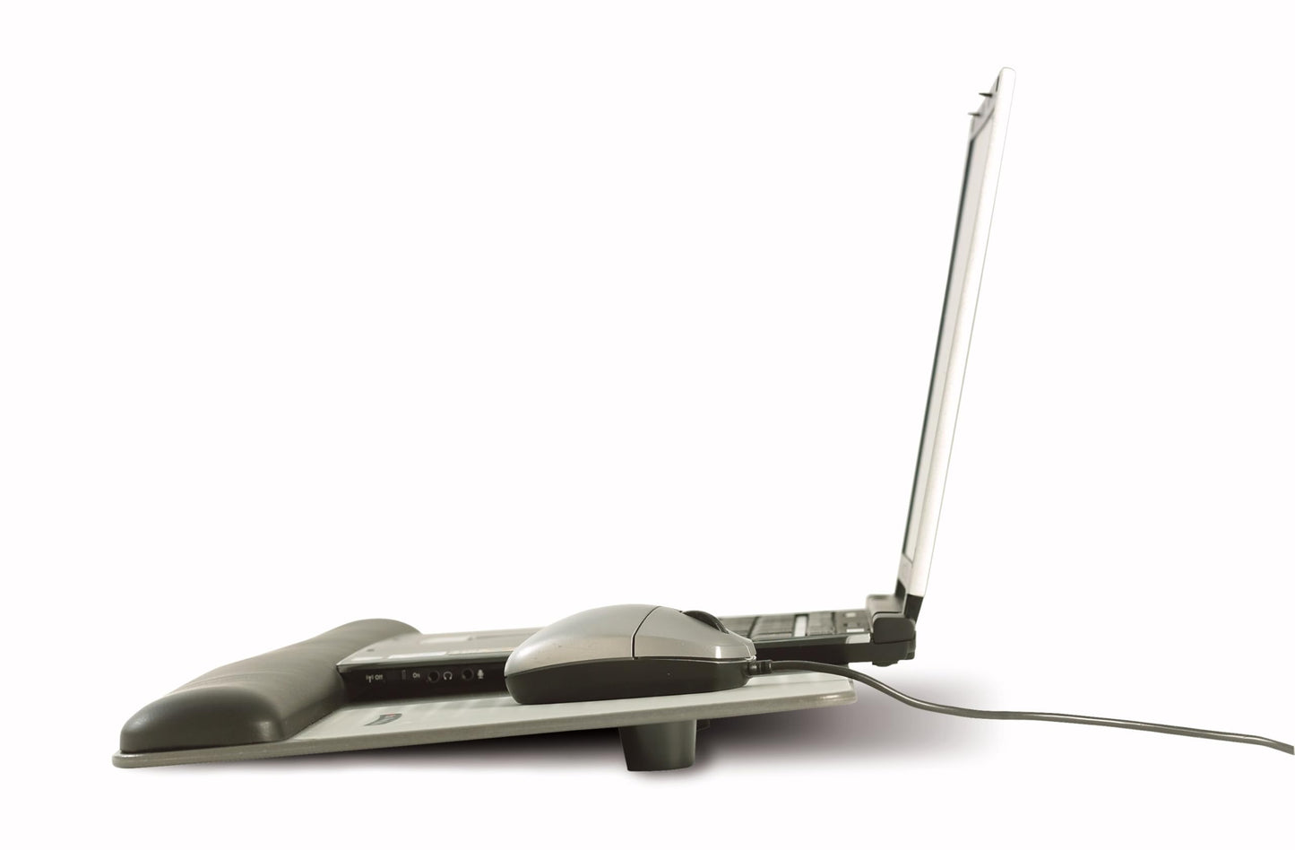 3M Gel Wrist Rest for Keyboard and Mouse with Tilt-Adjustable Platform, Precise Mouse Pad, 25.5 in x 10.6 in, Black (WR422LE)