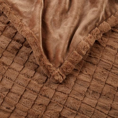 Beautyrest Zuri Reversible Faux Fur to Mink Electric Blanket, Auto Shut Off, Virtually Zero EMF, Multi Heat Setting, UL Certified, Machine Washable, Natural Marble Throw 50x70