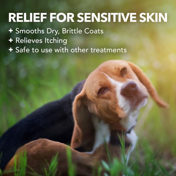 Vet's Best Hypo-Allergenic Shampoo for Dogs | Dog Shampoo for Sensitive Skin | Relieves Discomfort from Dry, Itchy Skin | Cleans, Moisturizes, and Conditions Skin and Coat 500ml