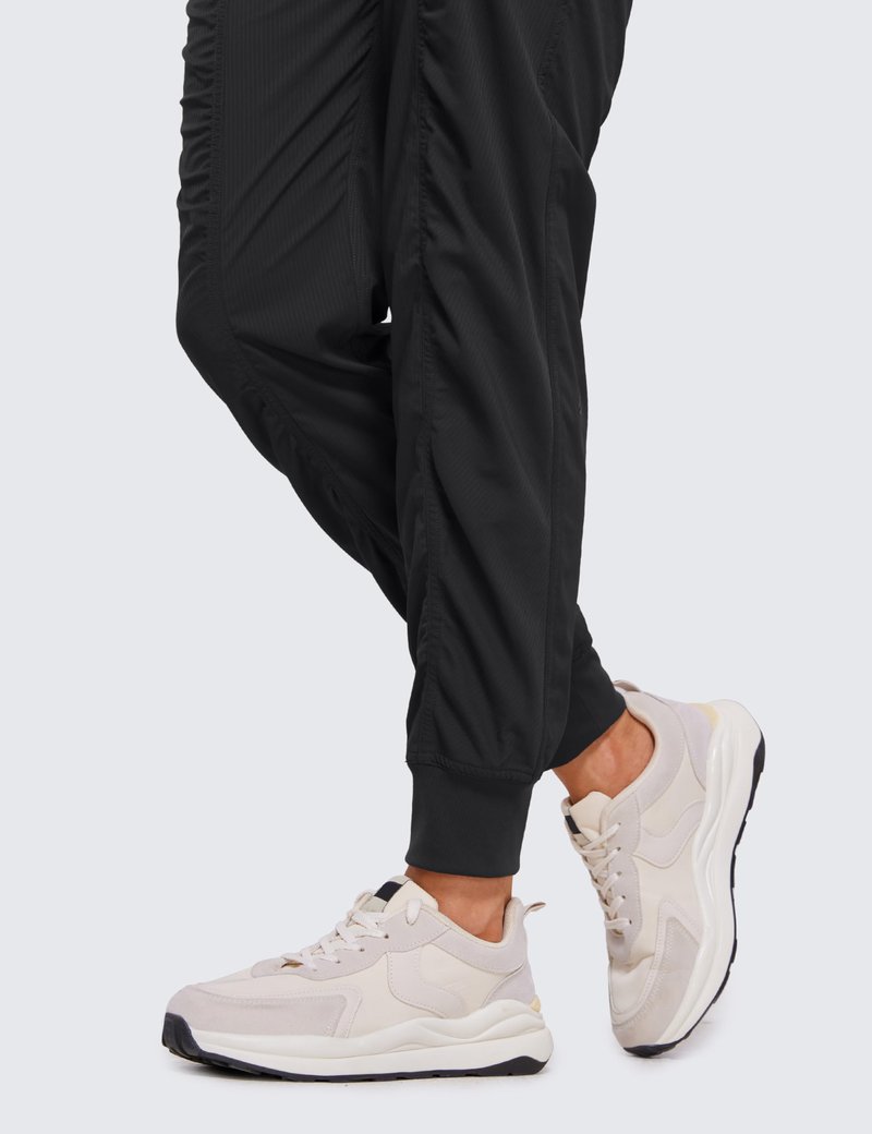 CRZ YOGA Lightweight Workout Joggers for Women 30.5" - Outdoor Running Casual Pants with Pockets Black Medium