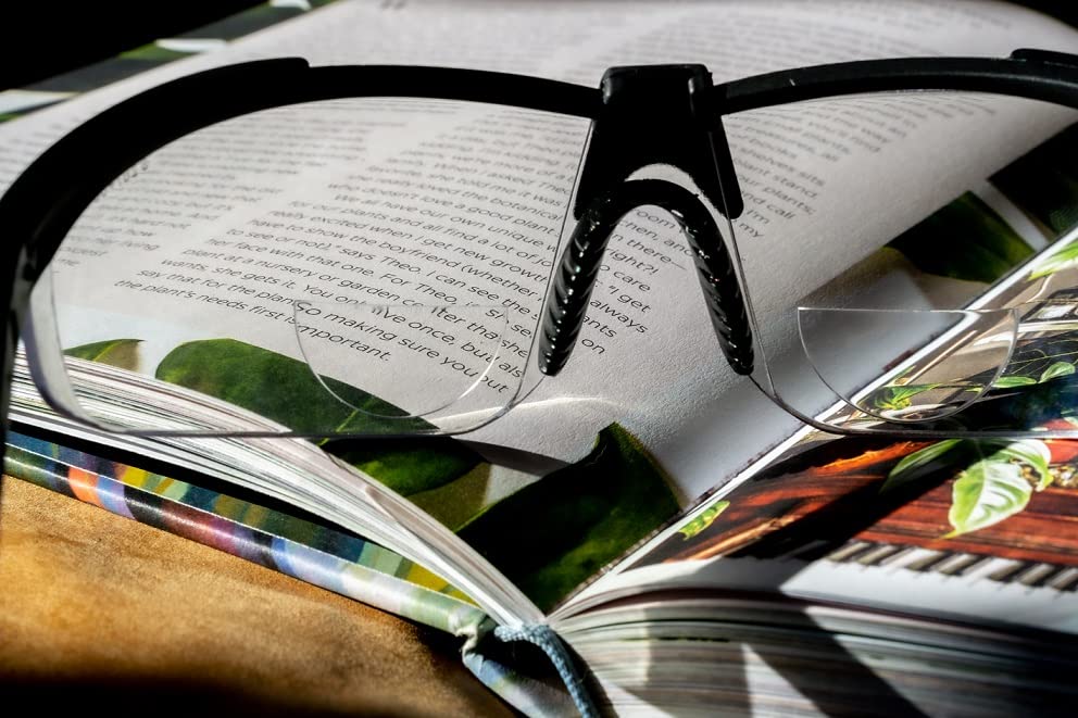 StickTite Lenses Small 28mm (Single Pack) – Stick-on bifocal lenses - Instantly convert sunglasses into magnified, bifocals. Reusable lenses (1 pair) 1.75 diopter