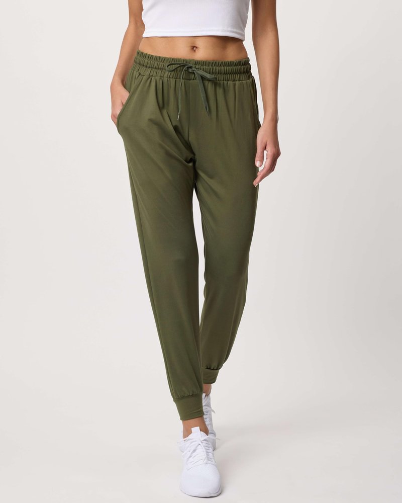 Real Essentials 3 Pack: Women's Lounge Joggers Sweatpants with Pockets Yoga Running Athletic Workout, Set 4, M, Pack of 3