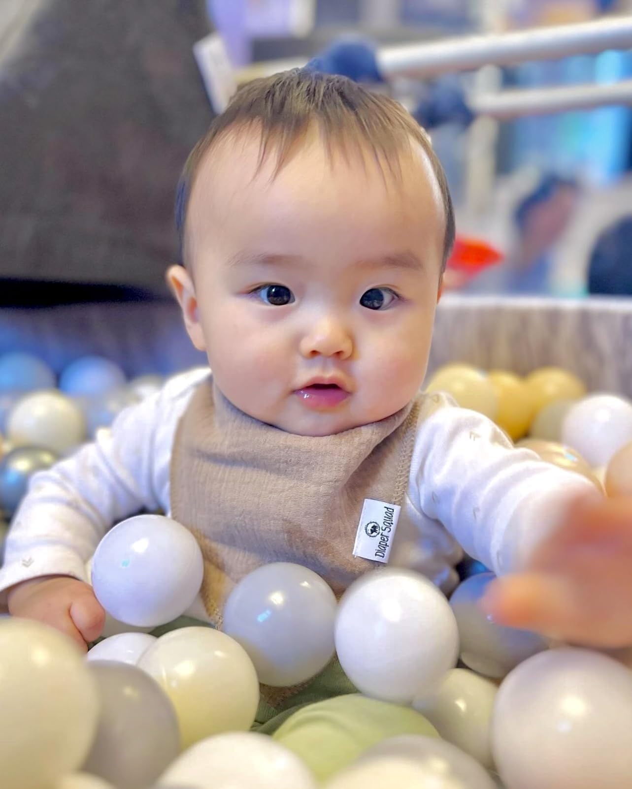 DiaperSquad's 10-Pack Baby Bibs for Drooling and Teething, Bibs for Boys, Baby Girl - Solid Cotton Baby Drool Bibs (Neutral - 100% Muslin)