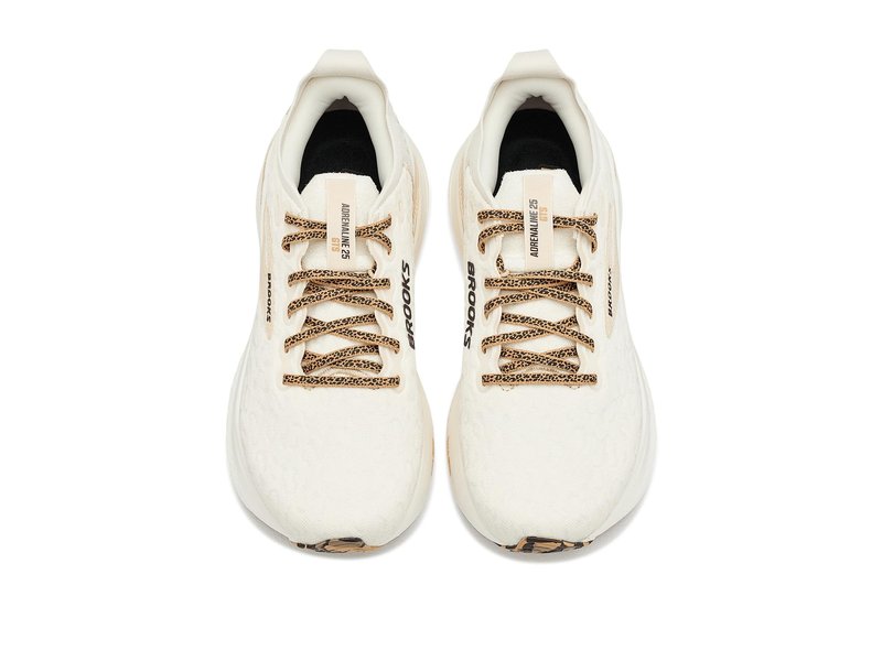 Brooks Womens Adrenaline GTS 25 Coconut/Tofu/Creme 8 Medium