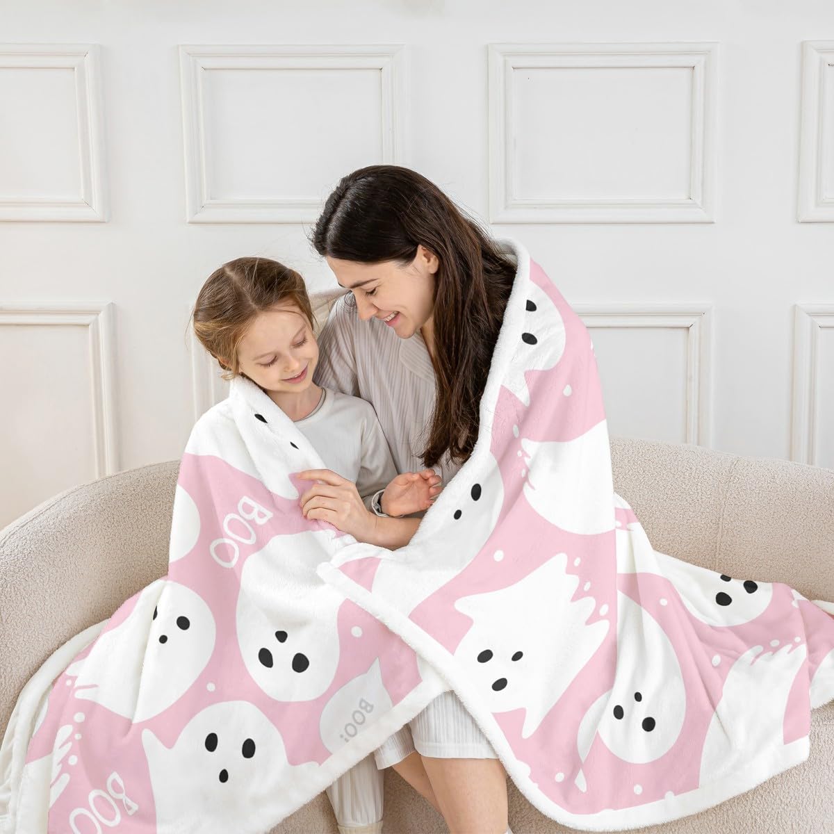 Pink Halloween Sherpa Blanket Throw 50"x60" Cartoon Pink Ghost Fleece Throw Blanket for Bed Sofa Couch Kids Kawaii Cute Plush Blanket Bedroom
