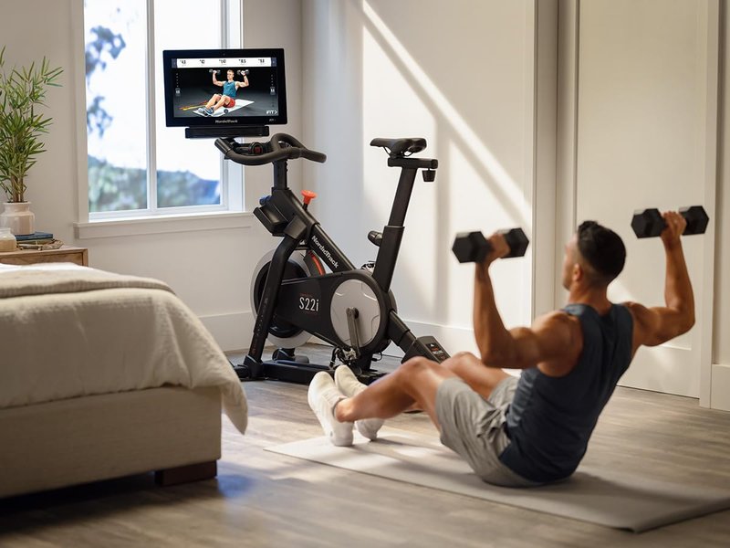 NordicTrack Commercial S22i Studio Cycle