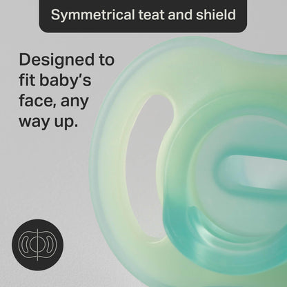 Tommee Tippee Ultra-Light StayPut Day and Night Dummies, 6-18m, 4 Pack, One-Piece Silicone Soother, Soft Skin Feel