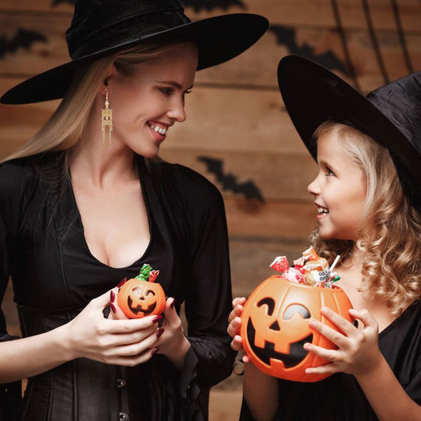 CEALXHENY Halloween Earrings Skull Skeleton Earrings for Women Halloween Party Outfits Jewelry Accessories Gifts (Gold)