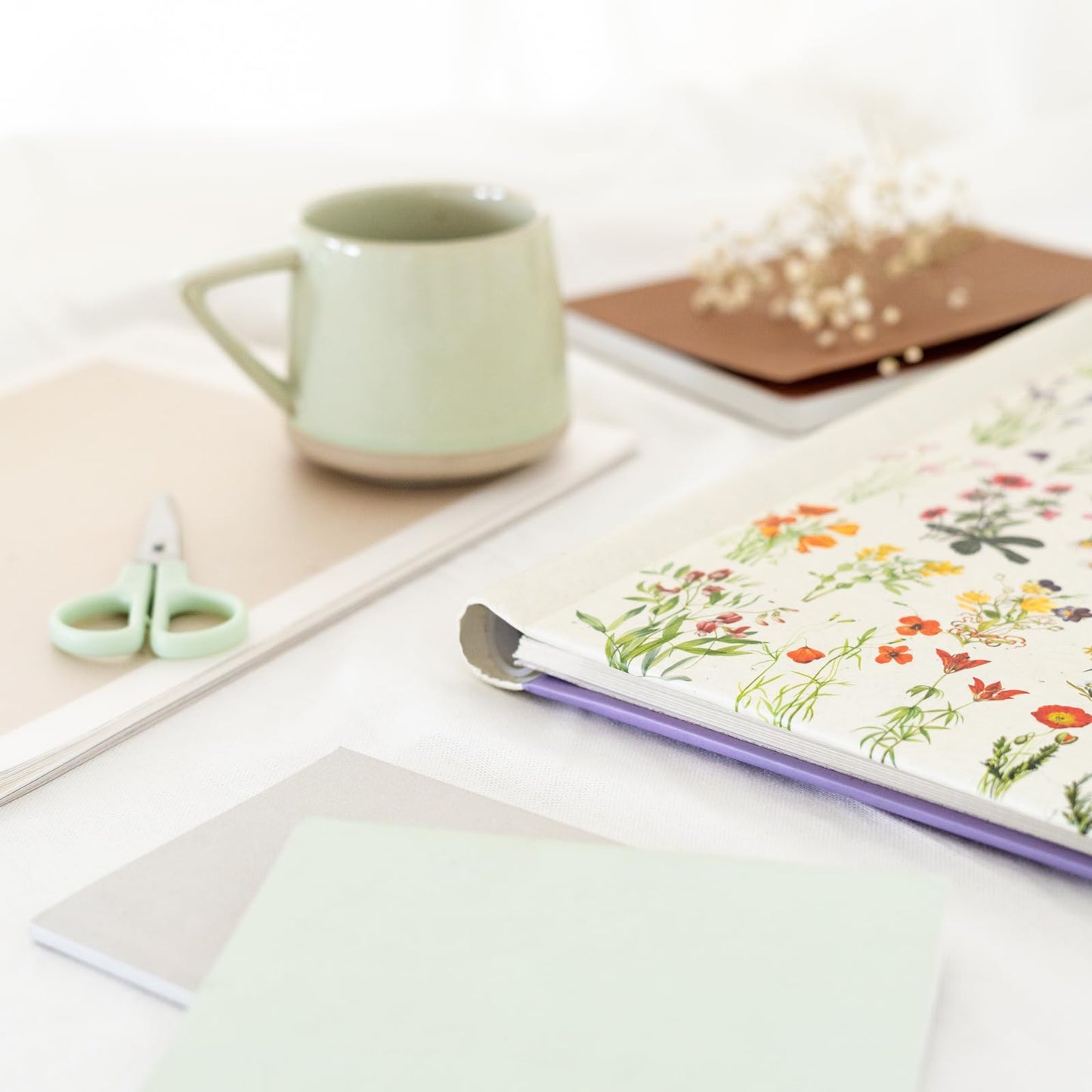 Grupo Erik Photo Album Self Adhesive - Wild Flowers | 9x12 inches - 24x32 cm, 15 Double Sided Pages | Polaroid Photo Album, Scrapbook, Memory Book, Travel Gift Ideas