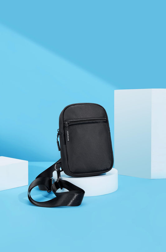 CHOLISS Small Sling Bag for Women and Men, Crossbody Bags Trendy with Extended Strap, Lightweight Chest Bag