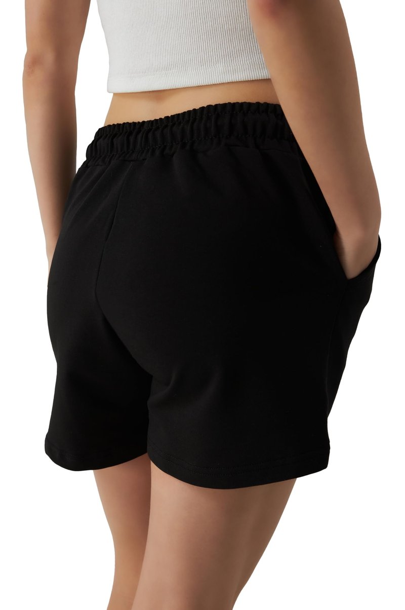 ROSS CAMP Womens Shorts - SweatShorts Workout Gym Shorts for Women Trendy Fashion Athletic Casual Summer Lounge Sweat Bermuda(Black, M)