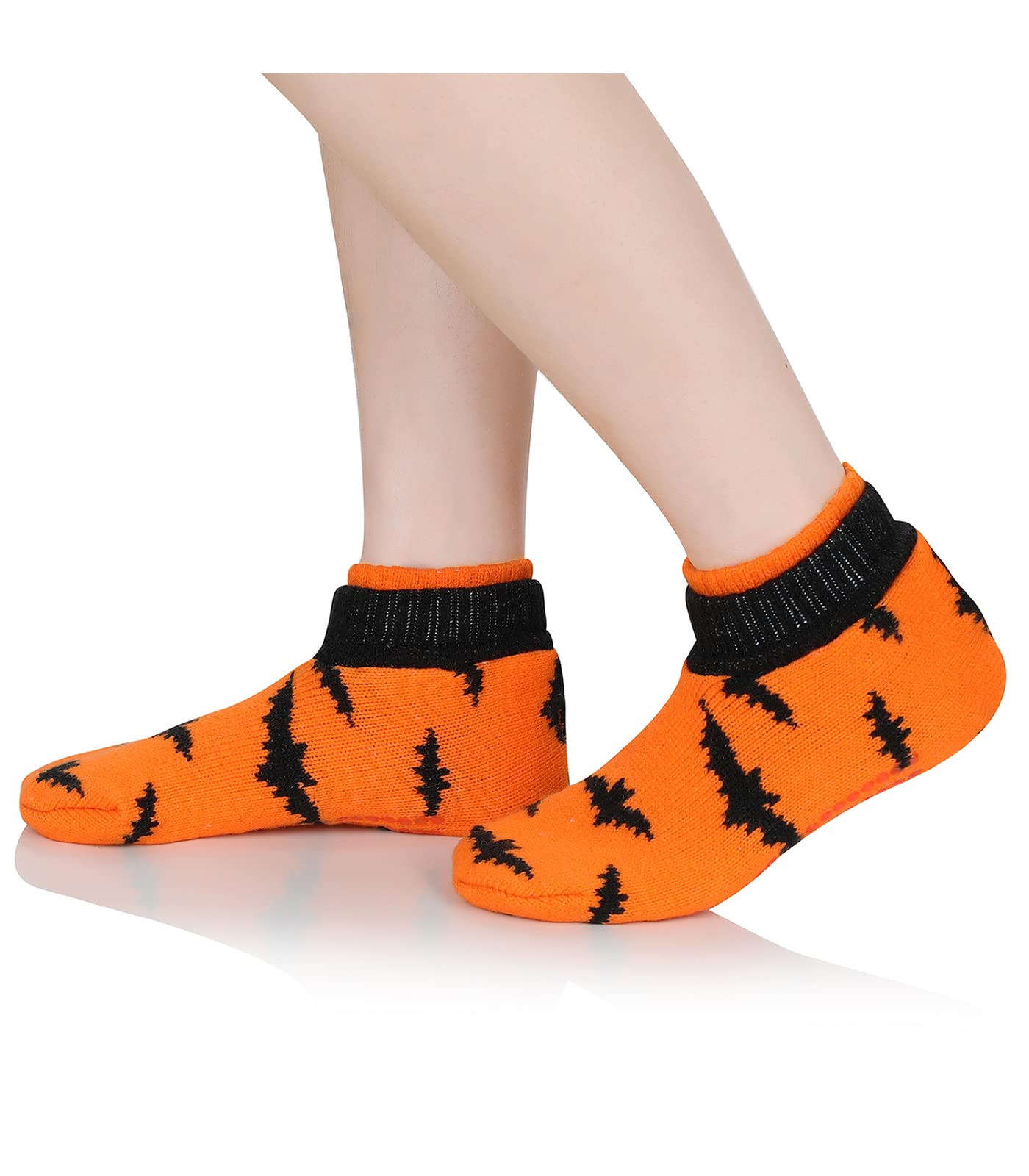 Slipper Socks for Women Halloween Warm Winter Knit Grippy Socks Athletic Non Slip Socks Orange Bat