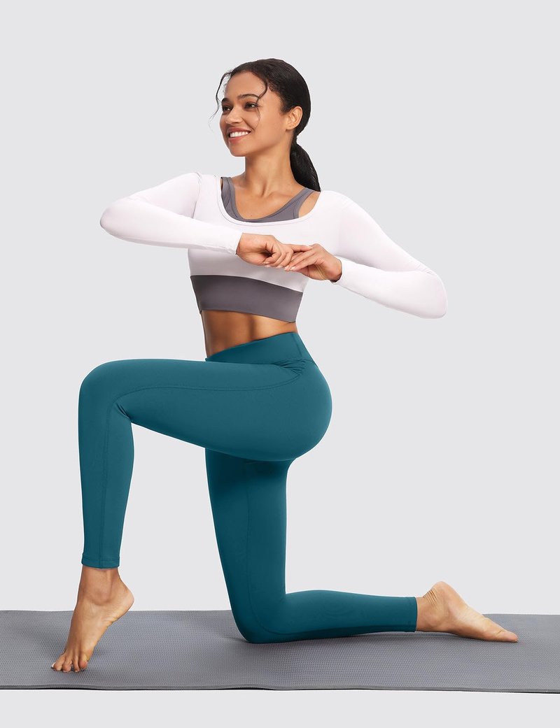 baleaf Winter Clothing for Women Leggings Fleece Lined Tights Thermal Warm Thick Yoga Pants Cold Weather Gear Blue M