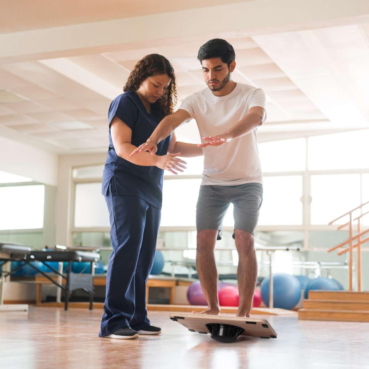 360 Degree Rotation Balance Board Wobble Board Anti-Slip Balance Boards for Adults Wooden Rocker Board Balance Board for Physical Therapy Standing Desk Core Strength