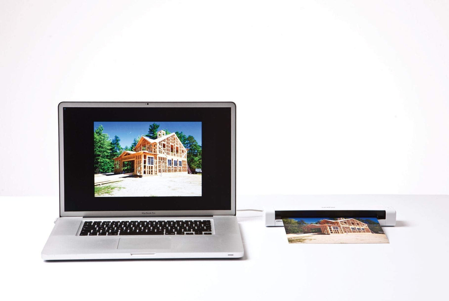 Brother Mobile Color Page Scanner, DS-620, Fast Scanning Speeds, Compact and Lightweight, Compatible with BR-Receipts, Black