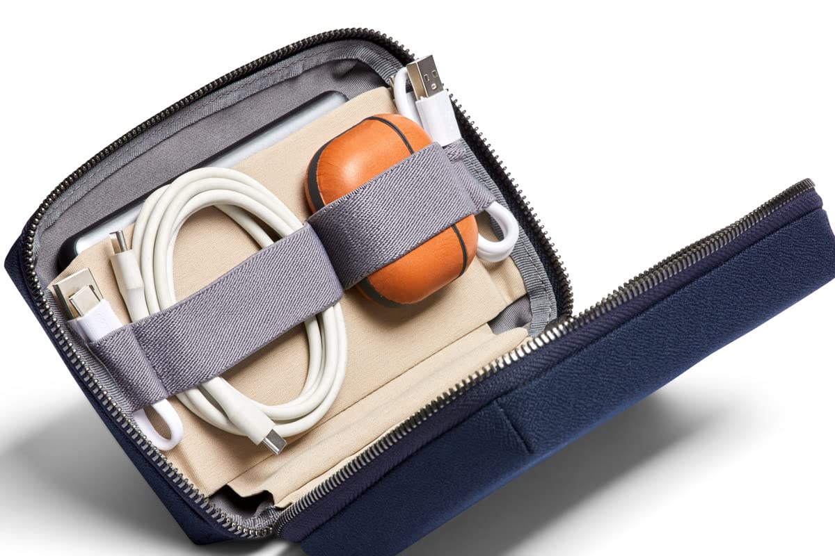 Bellroy Tech Kit Compact (Charger, Cables, Mouse, powerbank, USB Keys, dongles) - Navy